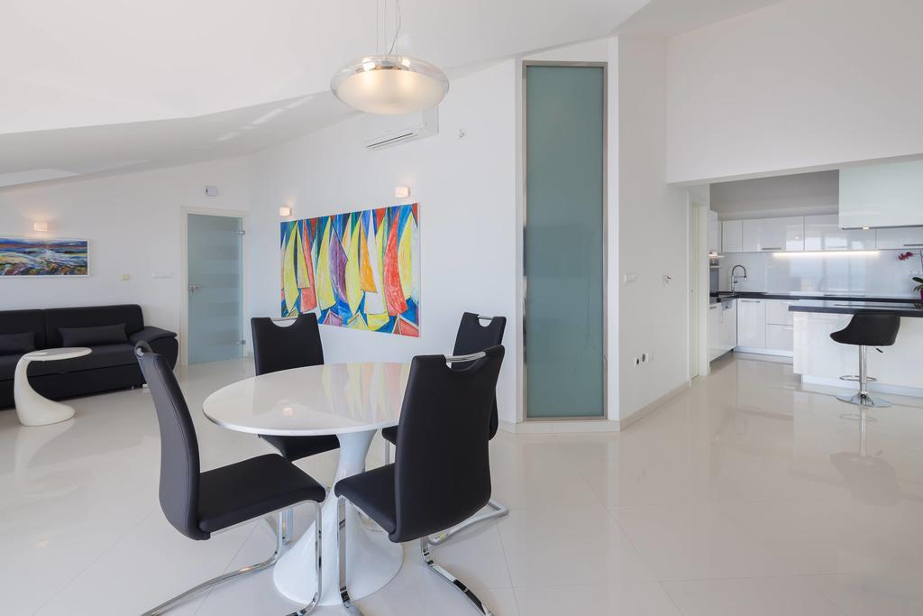 אומיס Beach Penthouse Diamond מראה חיצוני תמונה