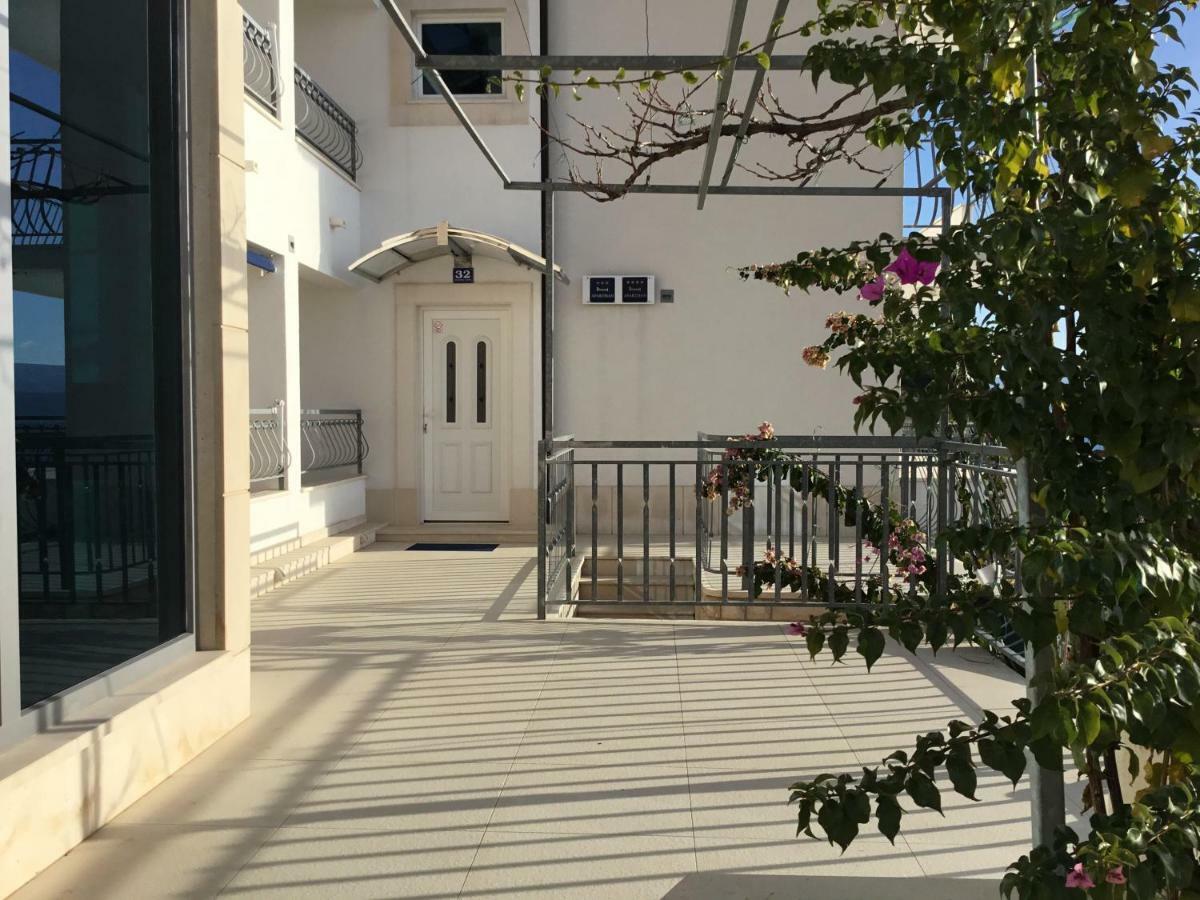 אומיס Beach Penthouse Diamond מראה חיצוני תמונה
