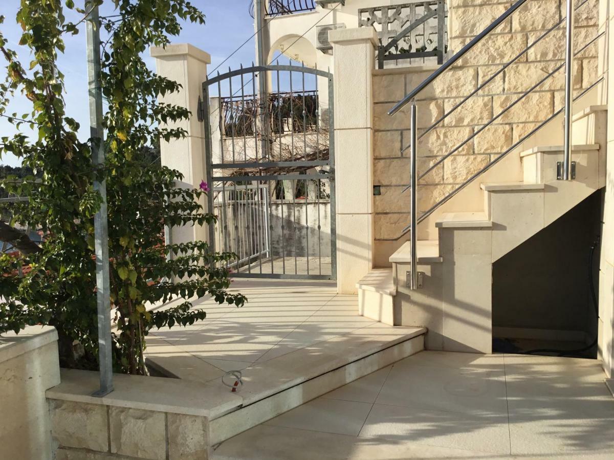 אומיס Beach Penthouse Diamond מראה חיצוני תמונה